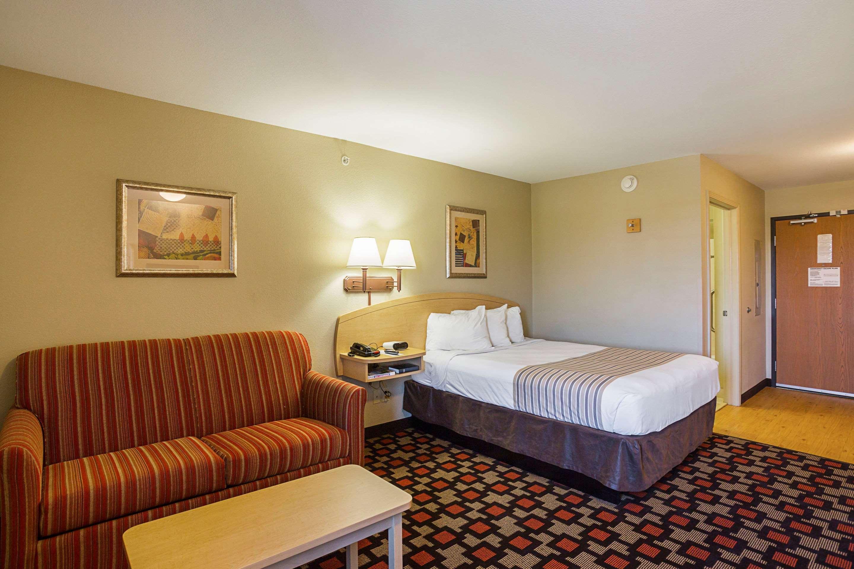 Suburban Studios Louisville North Clarksville  Extérieur photo
